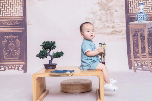 孝义宝宝掉头发是怎么回事